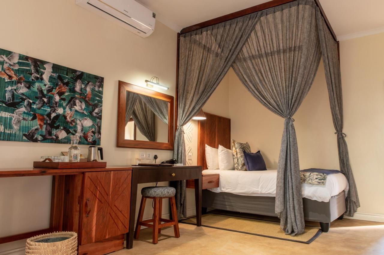 Shongwe Oasis Hotel Виктория Фолс Екстериор снимка