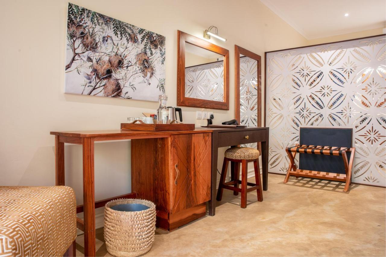 Shongwe Oasis Hotel Виктория Фолс Екстериор снимка