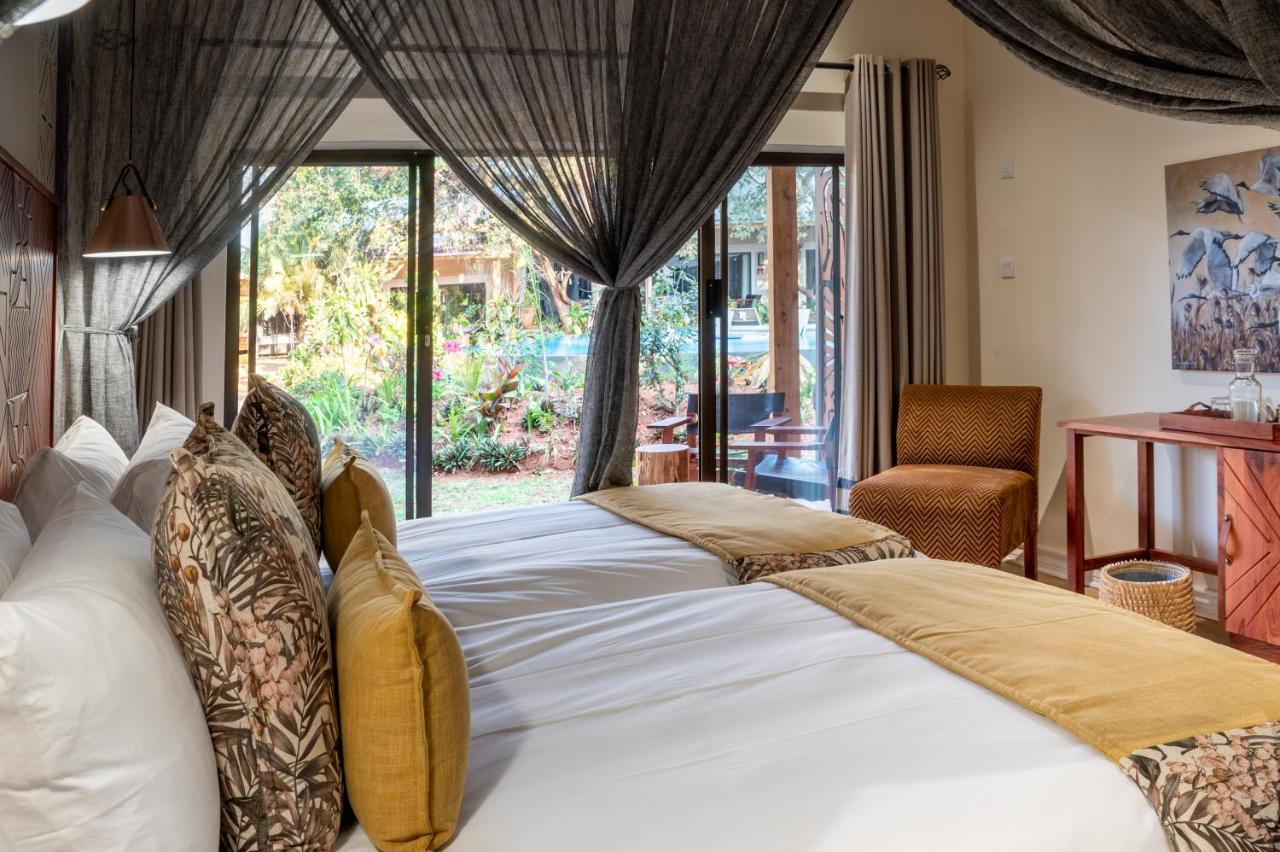 Shongwe Oasis Hotel Виктория Фолс Екстериор снимка