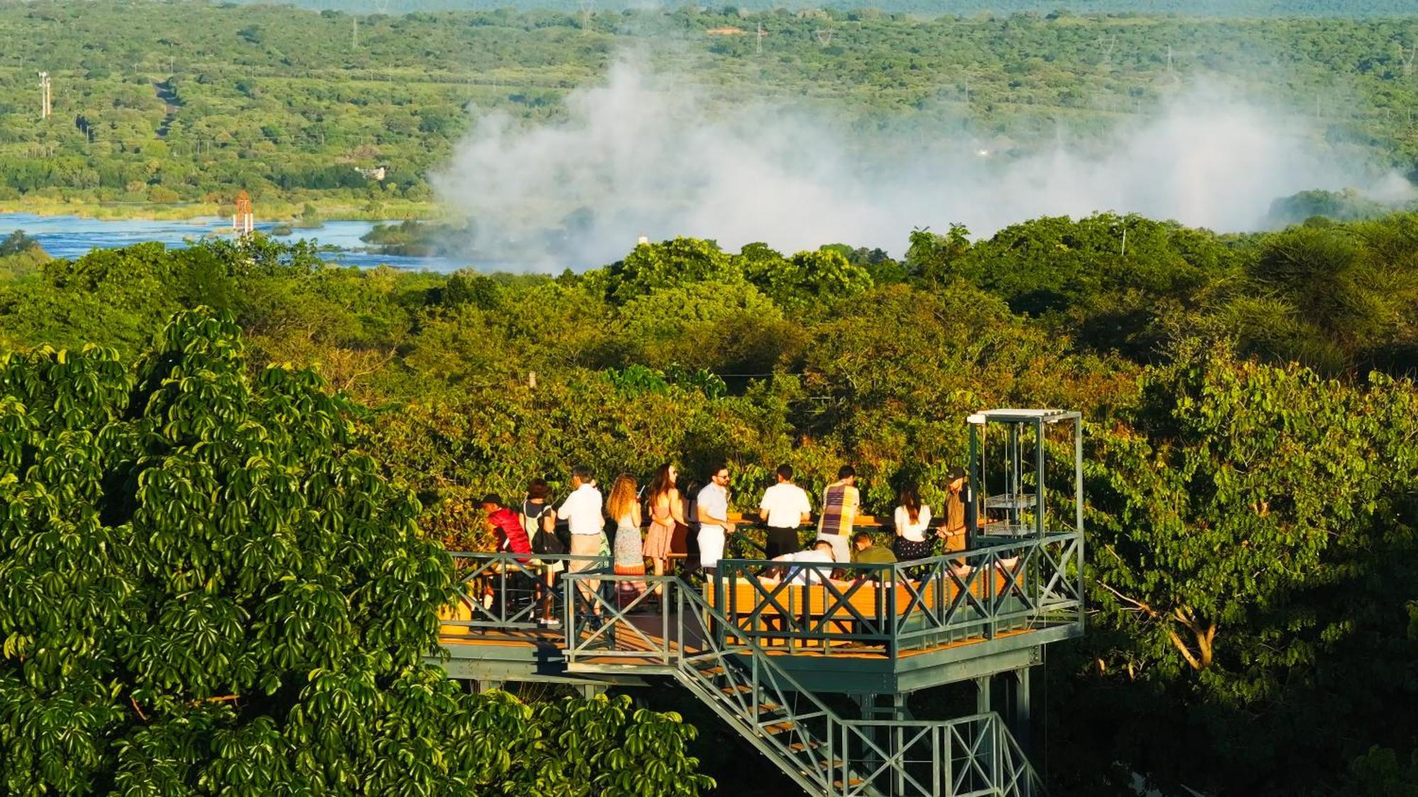 Shongwe Oasis Hotel Виктория Фолс Екстериор снимка